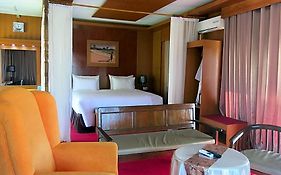 Parai Beach Resort Telengria